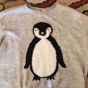 🐧 Adorable Penguin Crew Neck Sweater!